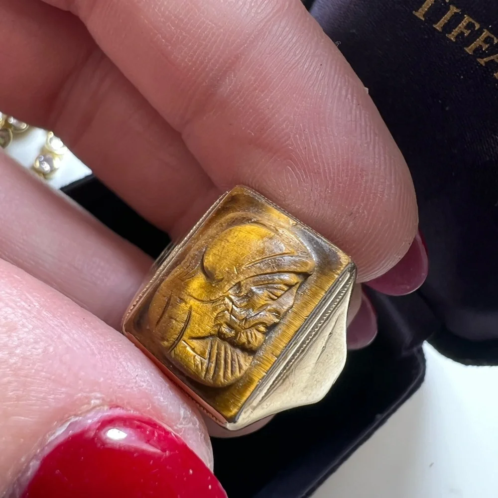 Vintage 14K Yellow Gold Tiger's Eye Roman Soldier Cameo Ring